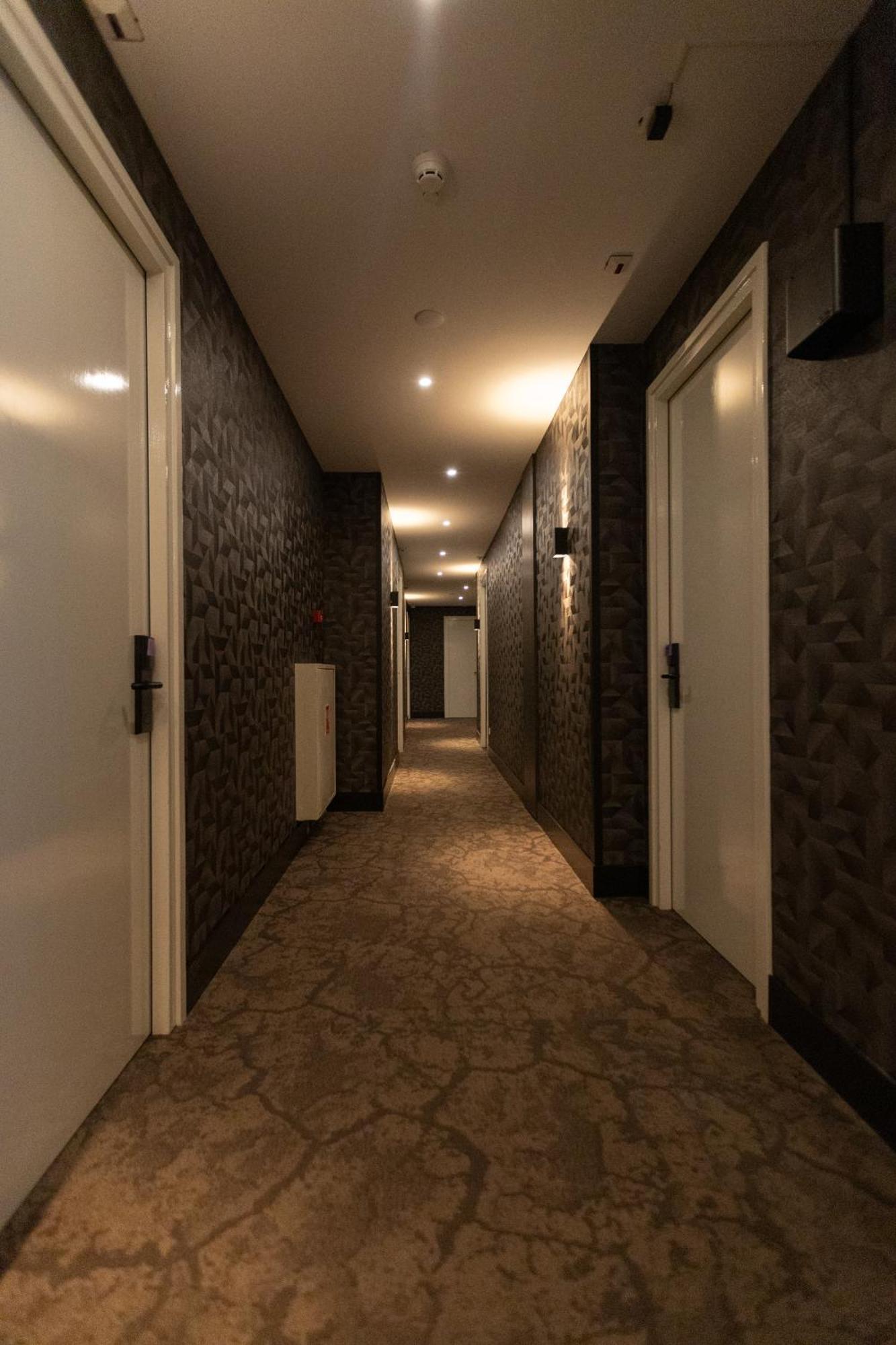 Hotel Twenty-Three Amsterdam Airport 霍夫多普 外观 照片