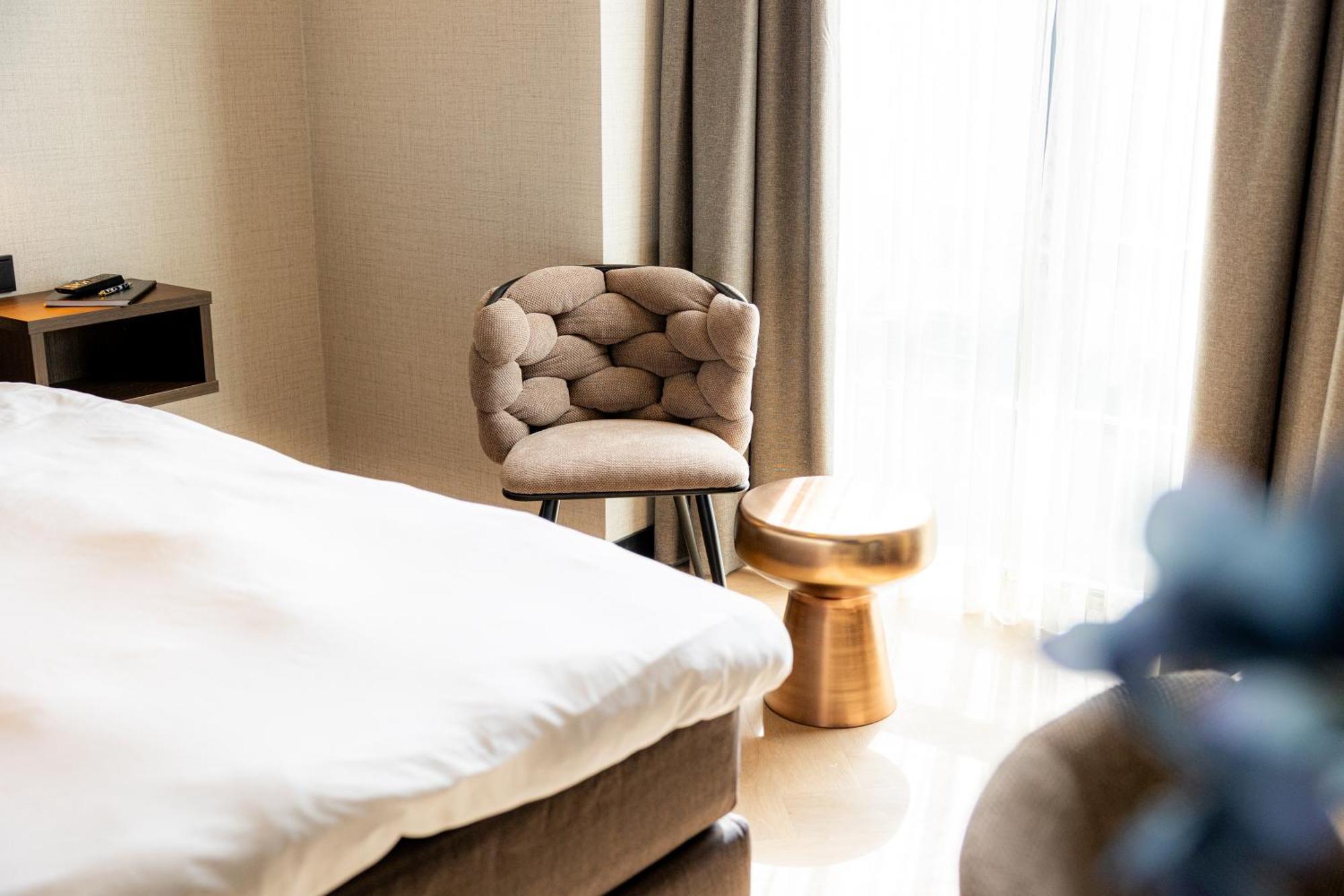 Hotel Twenty-Three Amsterdam Airport 霍夫多普 外观 照片